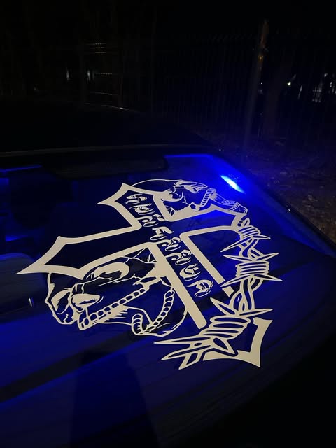 Classic Strapped Baner